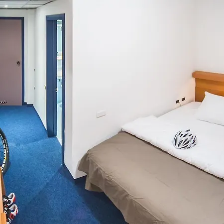 Hotel Fly Bike 3*