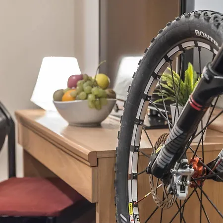 Fly Bike Hotel